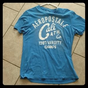 Light blue aeropostale t shirt